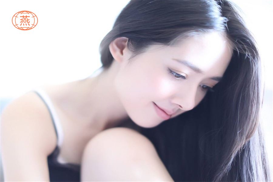 椰青炖燕窝功效