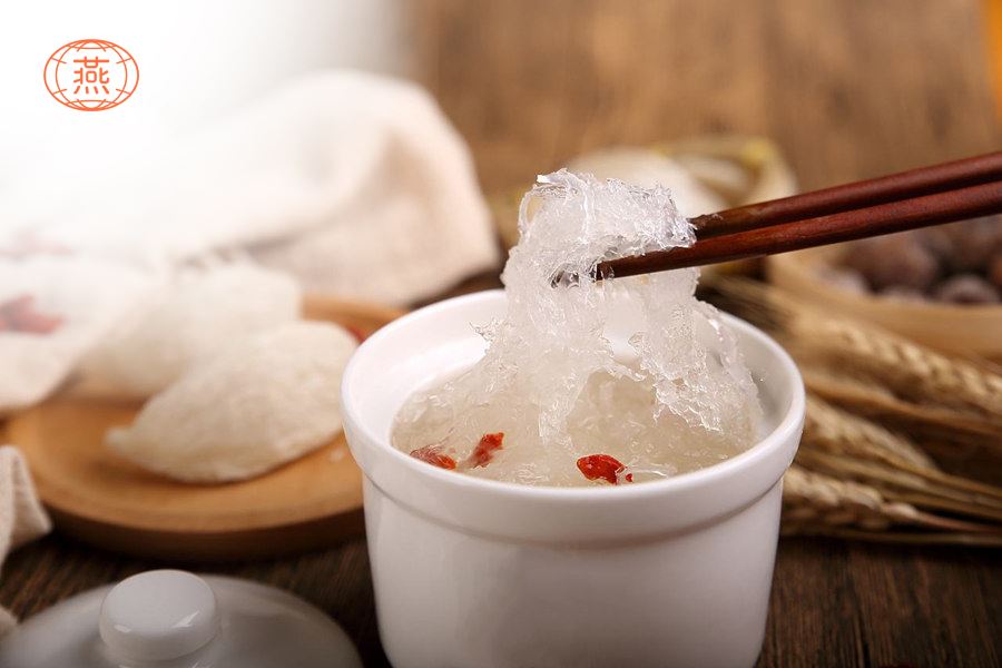 减肥期间可以喝冰糖燕窝吗