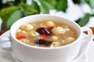 药膳燕窝怎么炖?五大常见燕窝药膳帮您调理出好身体