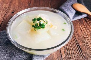 热性体质吃燕窝炖什么