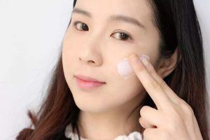 牛奶哈密瓜炖燕窝
