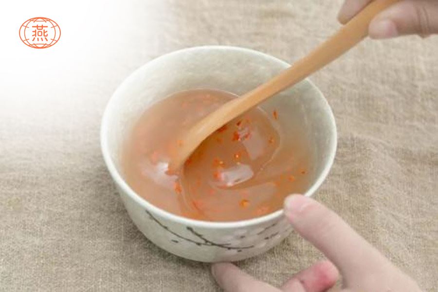 黄芪水可以炖燕窝吗