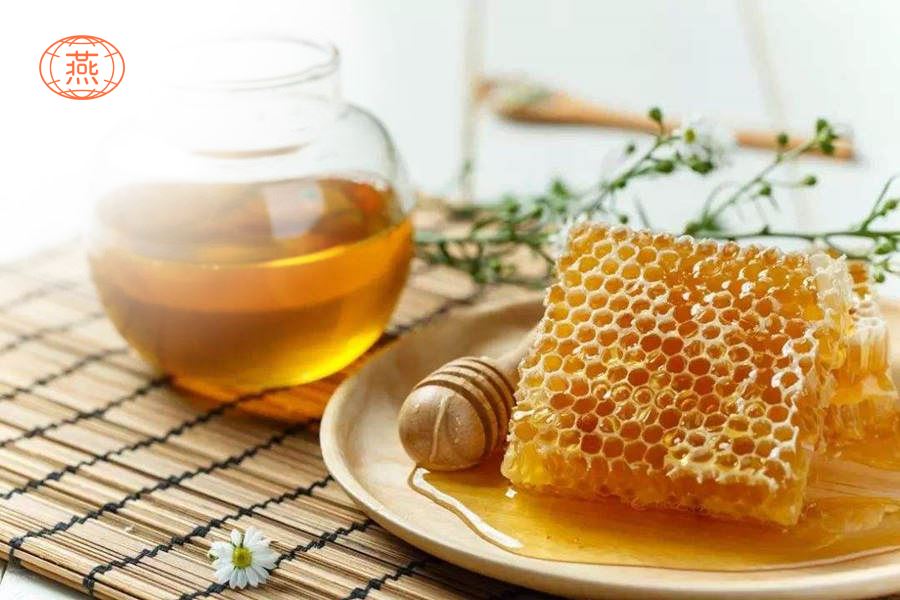 炖燕窝可以放土蜂蜜吗