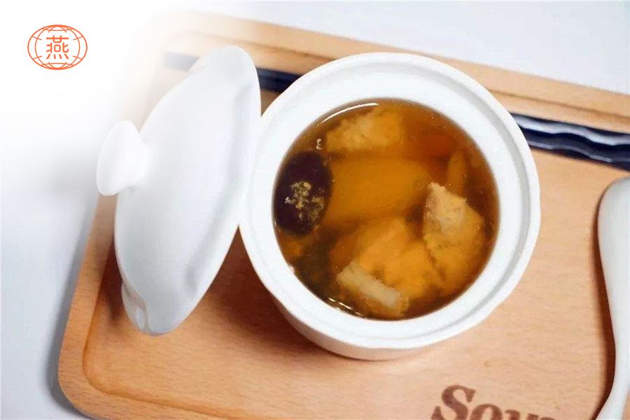 淮山汁能和燕窝一起炖吗