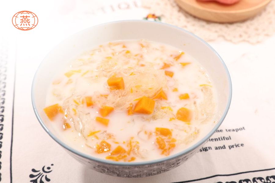 菠萝蜜能和燕窝一起炖吗