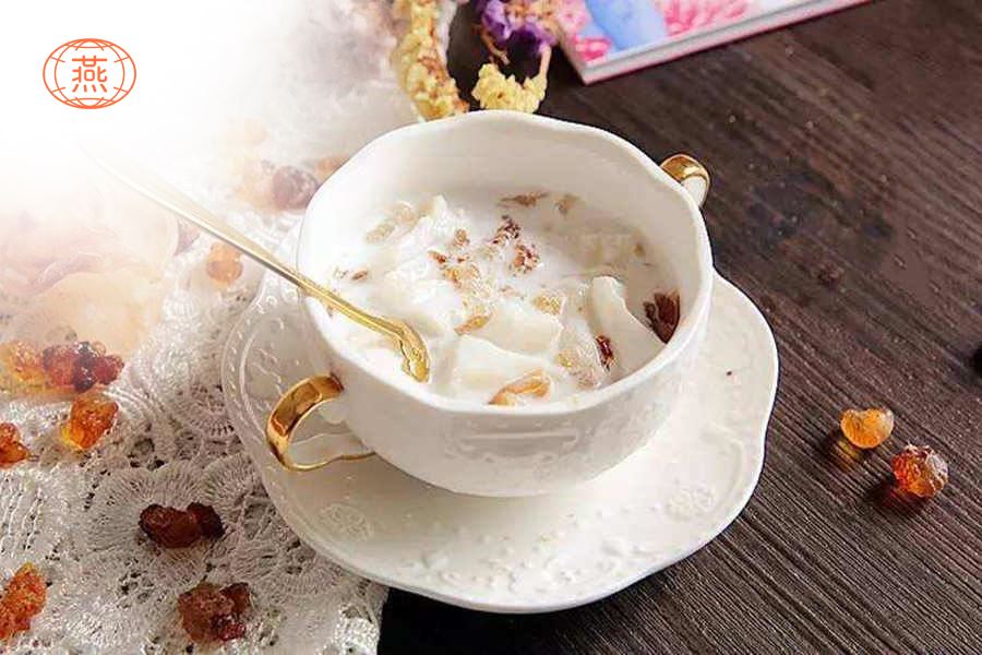 花胶燕窝奶冻的做法