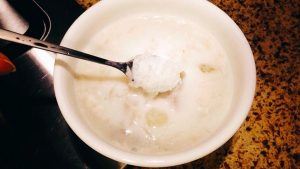 牛乳可以炖燕窝吗