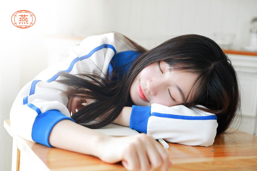 鹌鹑蛋炖燕窝的做法