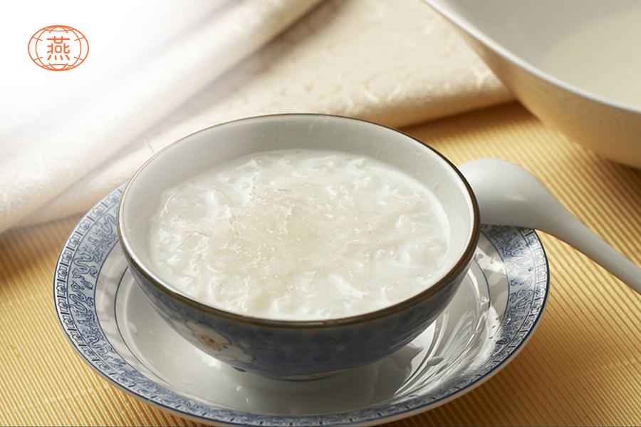 鲜奶鸡蛋炖燕窝的做法