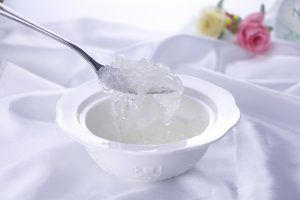 腰果炖燕窝的做法及功效