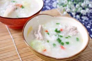 百合瘦肉炖燕窝的做法