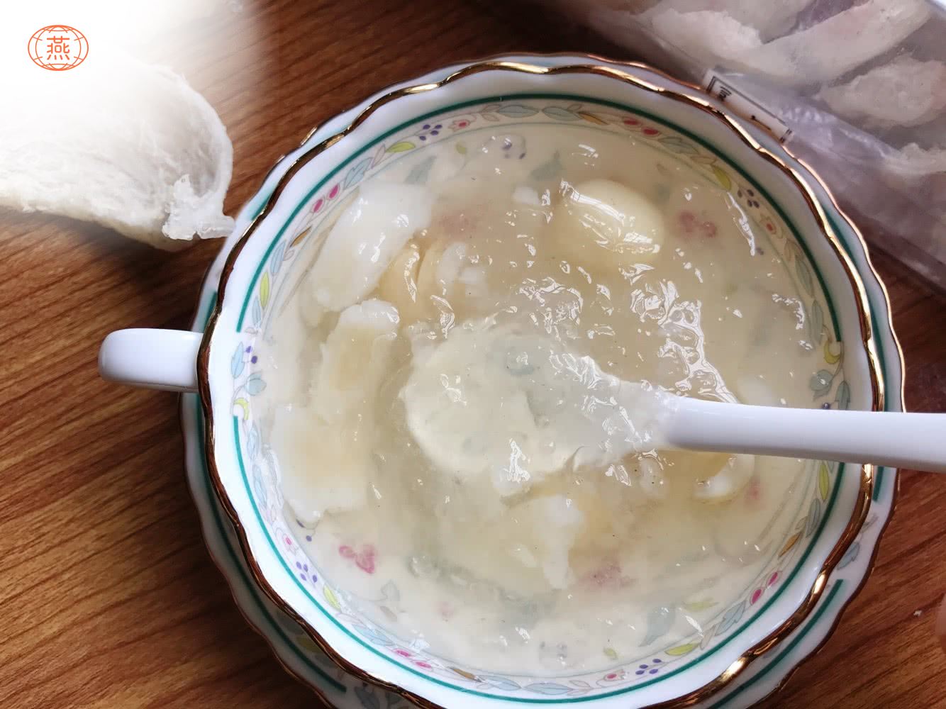 燕窝可以和莲子核桃一起炖吗