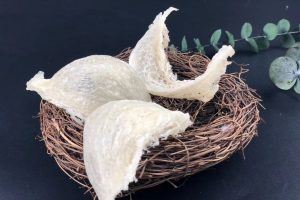 燕窝和松花粉哪个好